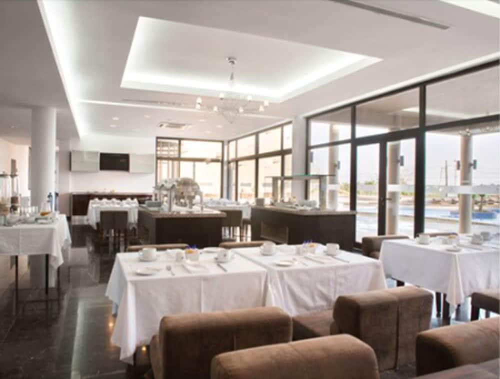 Hotel Vip Executive Tete Bagian luar foto
