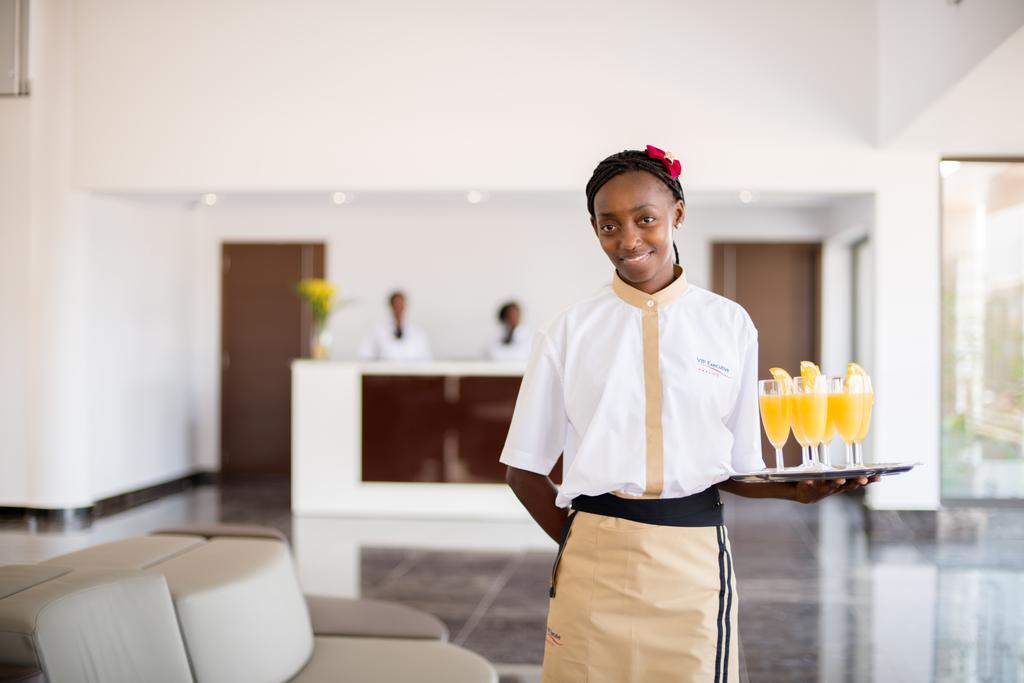 Hotel Vip Executive Tete Bagian luar foto